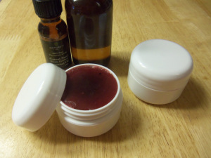 Homemade Natural Lip Gloss - SimpleLifeMom