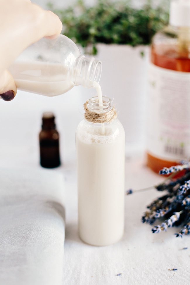 Coconut-Milk-Homemade-Body-Wash