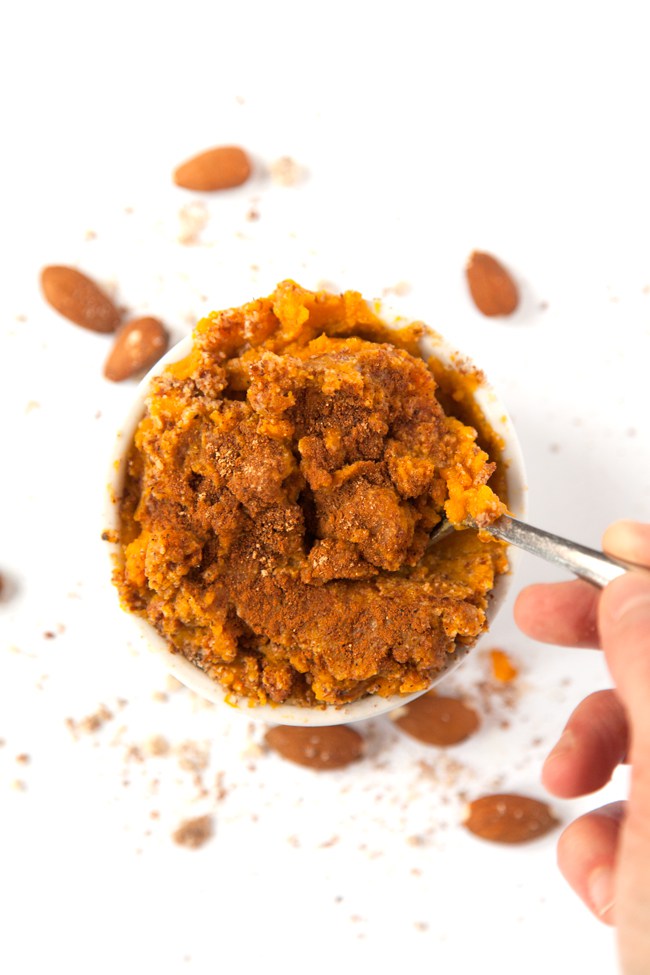 Pumpkin Bread Foodie Face Mask