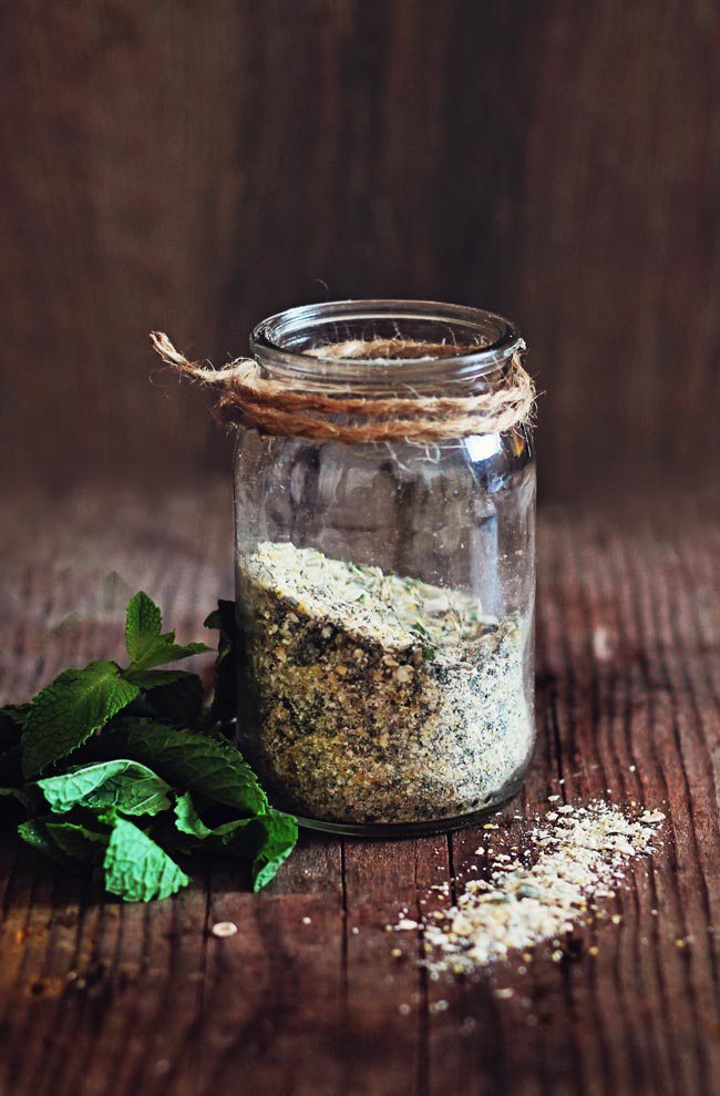 Exfoliating Mint Body Scrub | Health Benefits of Mint Inside + Out