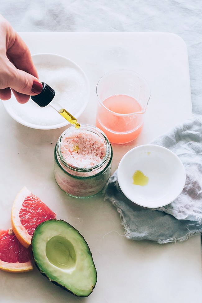 Brightening Grapefruit Facial Scrub