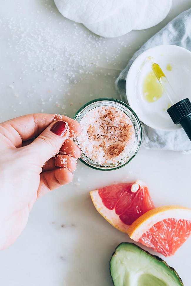 Brightening Grapefruit Facial Scrub